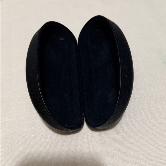Burberry 4068 Black Woman’s Sunglasses. main image 9
